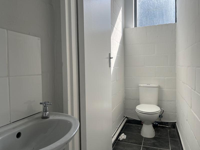 To Let Commercial Property for Rent in Retreat Industrial Western Cape